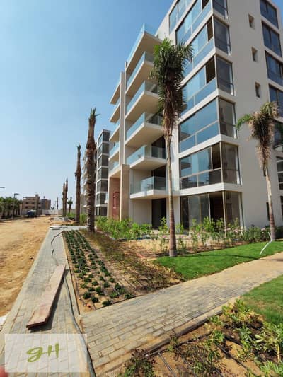 Apartment 143 m² for Sale in Lake view Residence 2 New Cairo