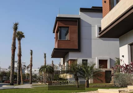 Independent villa with a swimming pool in the heart of the Fifth Settlement inside the Azzar compound in Golden Square near the American University Independent villa with a swimming pool in the heart of the Fifth Settlement inside the Azzar compound in Golden Square near the American University
