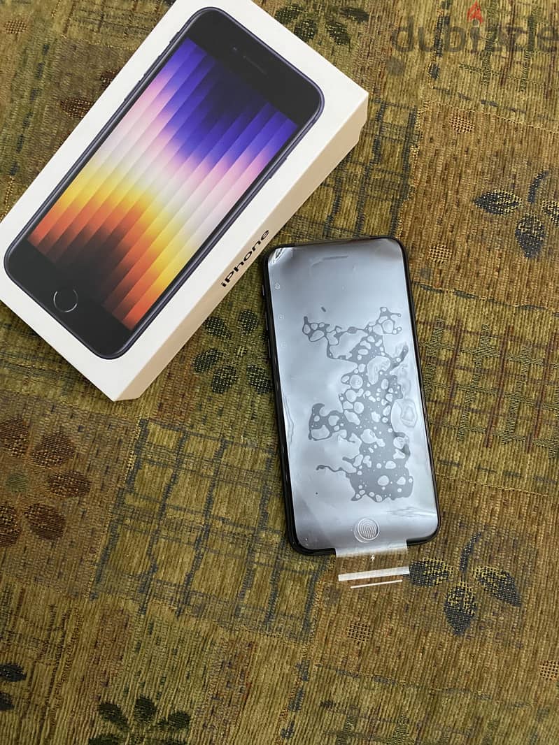 Apple - iPhone SE 2022 3rd Generation 2