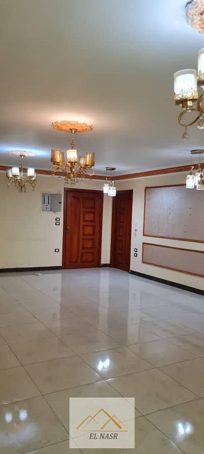 200m office for rent on Mostafa El-Nahhas Street -