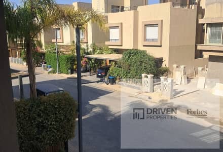 استلام فوري فيلا مستقله 887م بموقع مميز للبيع في جولف اكستينشن بالم هيلز ذا كراون Golf Extension Palm Hills