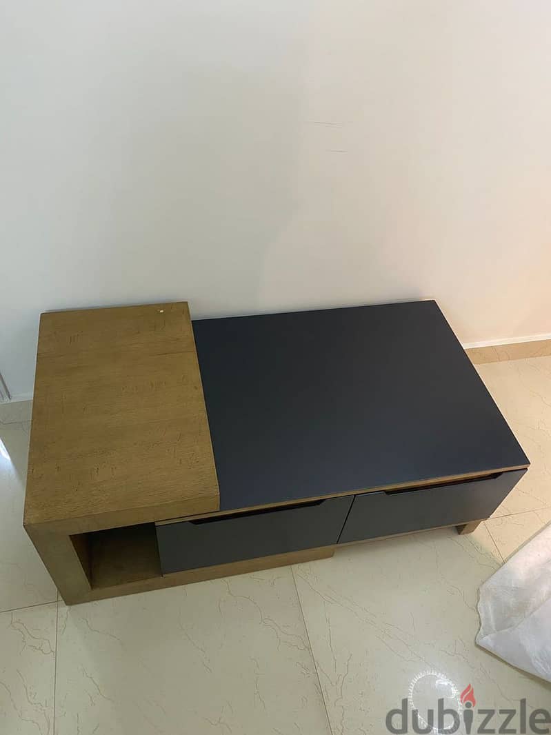Modern center wooden table 3