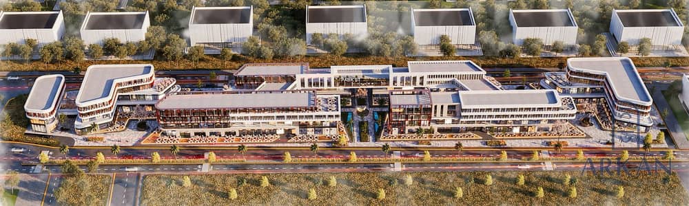 Am- Own a 35 sqm ground-floor shop at Hub Point St. , R4 promenade. EGP 612.5K down payment + EGP 175K quarterly.  Next to the High-Speed Train.