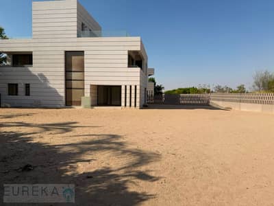 Stand alone 440m for rent with huge garden first use