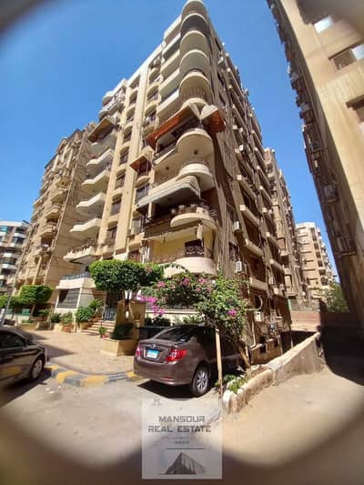 شقة 165 متر فاخرة للبيع أول سكن بحي السفارات – امتداد عباس العقاد – مدينة نصر