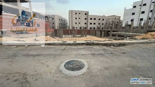 ارض مميزه للبيع شمال الرحاب رخصة مباني جاهزه