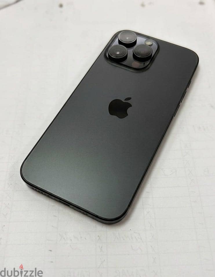 Apple - iPhone 16 Pro Max 2