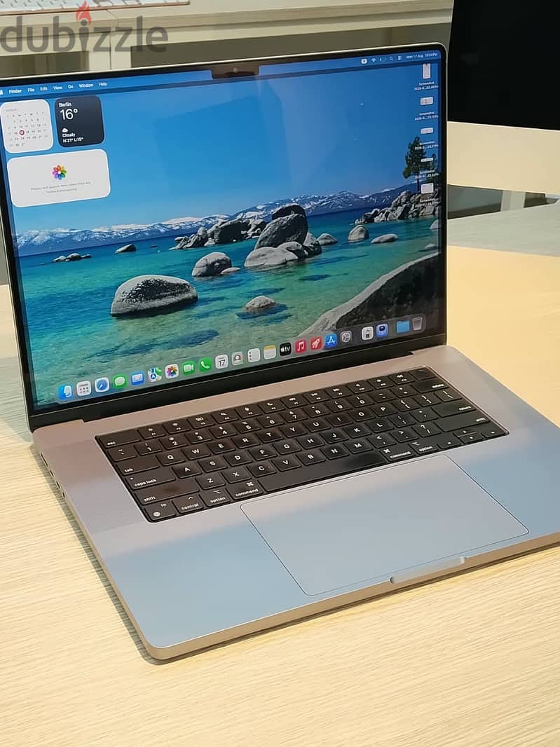 Macbook M1 pro 1