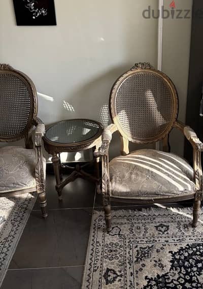 Classic Salon  & kids Room -Used Good condition