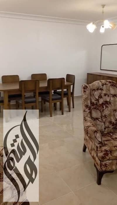 Fully furnished 160 sqm apartment in Madinaty B10, 3 bedrooms, 3 bathrooms, premium finishing, fully air-conditioned, near mosque and services.
