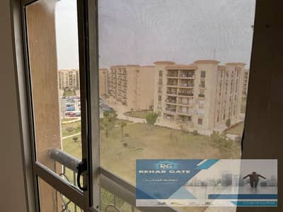  متاح شقة للإيجار (قانون جديد) في مدينة الرحاب    المرحلة الثامنة – مدينة الرحاب  المساحة: 162 متر  الدور الخامس  ڤيو جاردن مميز   3