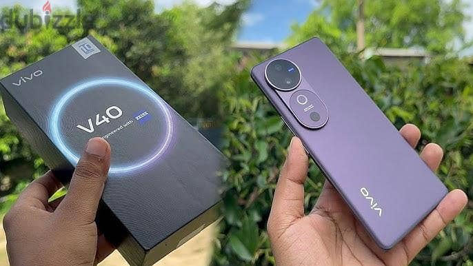 Vivo V40 1