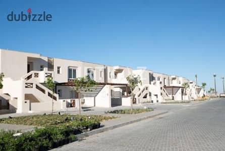 شاليه فيو مميز جدا في بيت البحر سيدي حنيش بجوار مرسي بغوش