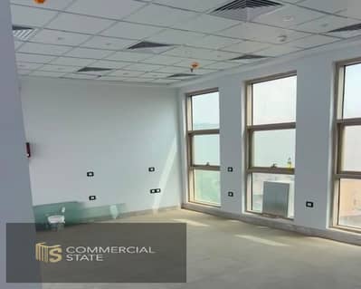 Finished Office at Galleria Mall 170m for Rent -New Cairo
