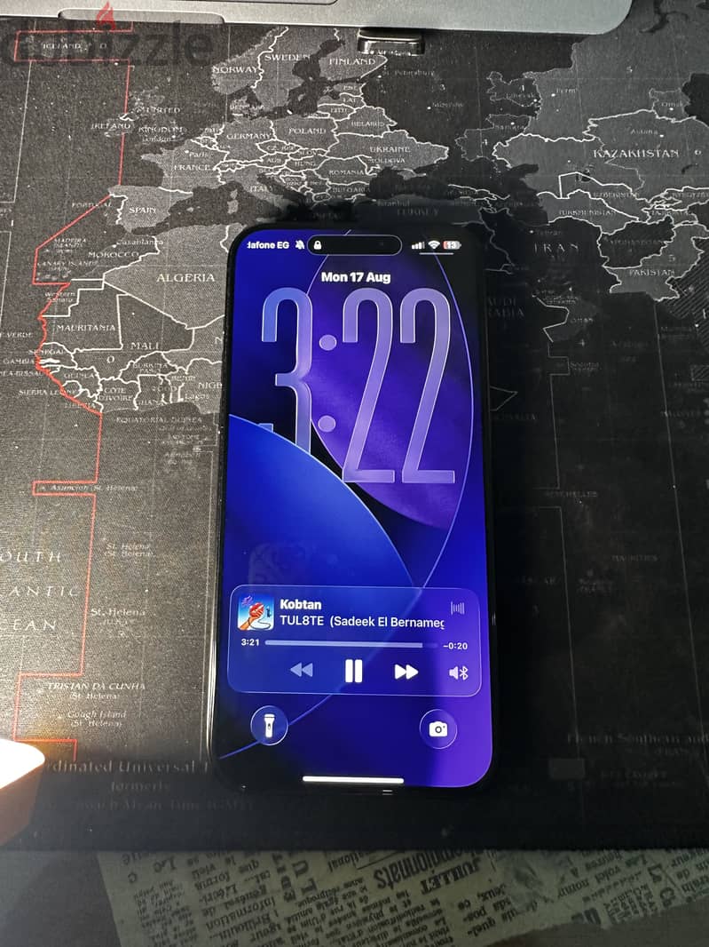 Apple - iPhone 15 Pro Max 4