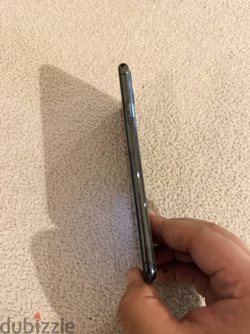 Apple - iPhone 11 Pro Max 1