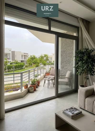 Panoramic apt in Taj City's best phase for sale on Suez Rd near Airport/Sheraton 50% cash discount or 12-yr installments
