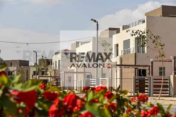 فيلا ستاند ألون بيزمنت للبيع في (بالم هيلز - الإسكندرية) مساحة مميزة ومطلات مفتوحة