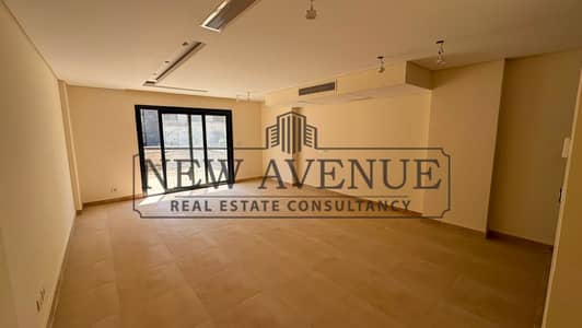 Middle Annex Townhouse For Sale in Trio Gardens _ With Pool  Fully Finished with Kitchen and AC's with private pool