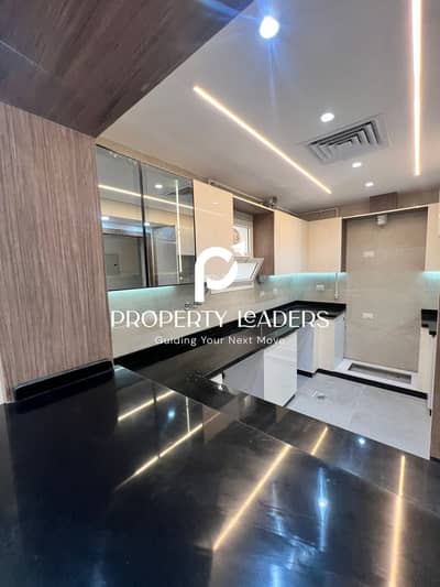 Apartment for rent in October plaza -200m -3 bed Rooms- Fully finished with Ac & kitchen