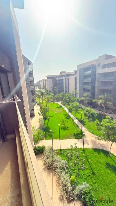 With a down payment of 3,700, receive a 100m 3rd floor in Madinaty View Garden B15