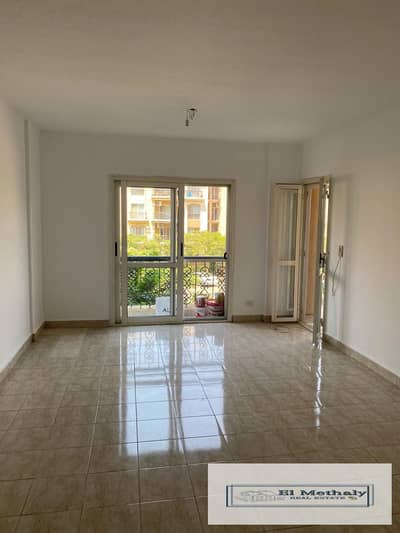 شقه تمليك للبيع في مدينه الرحاب القاهره الجديده بجوار السوق الشرقي و الخدمات new cairo el rehab city