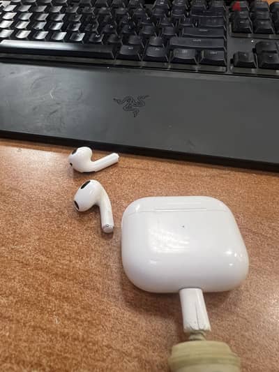 Air pods 3 with excellent condition with no box