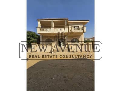 Ready to move Standalone Villa for Sale in Royal Maxim Compound 1st Settlement