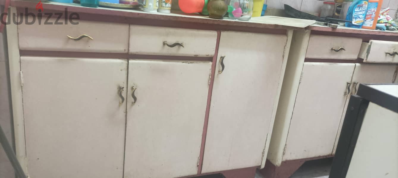 wooden kitchen (white and pink) 2