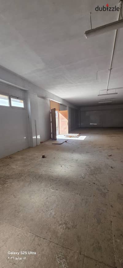 Factory for sale, engineering activity, Fifth Settlement Industrial Area, land area 300 square meters, building with basement, ground floor, and first