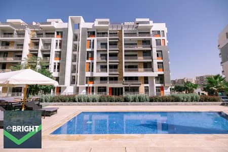 شقة للبيع في التجمع الخامس داخل The Icon أمام Hyde Park مباشرة