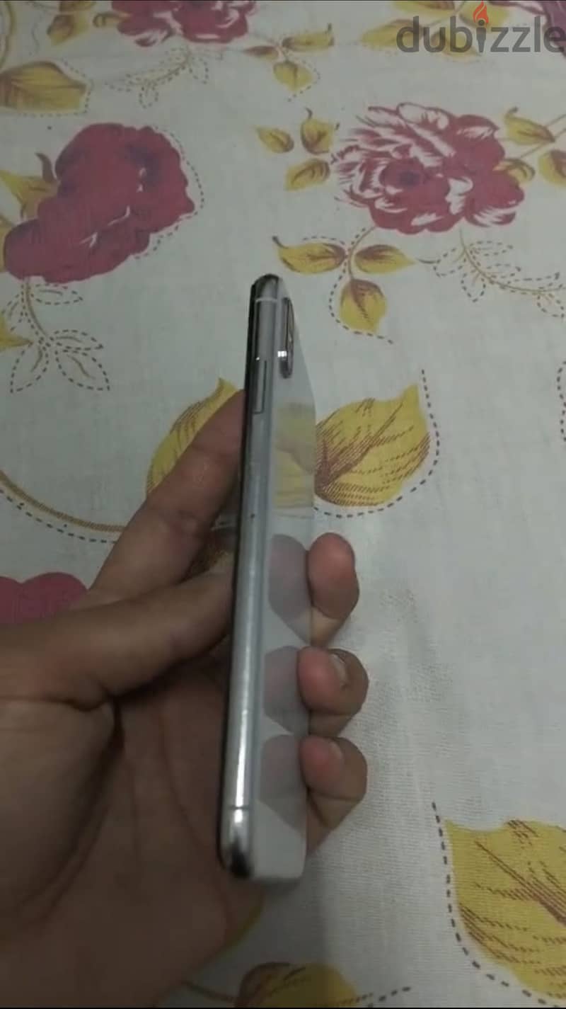 Apple - iPhone XS Max 2