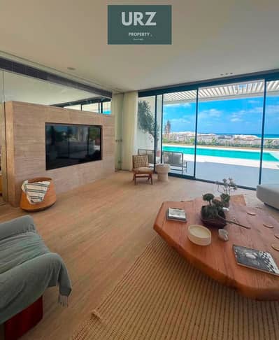 تاون هاوس علي بعد 300 م من Beach للبيع fully finished + ACs راس الحكمة الساحل الشمالي بالتقسيط بالقرب من دي باي ودايركيشين وايت وهاسيندا وكالي كوست