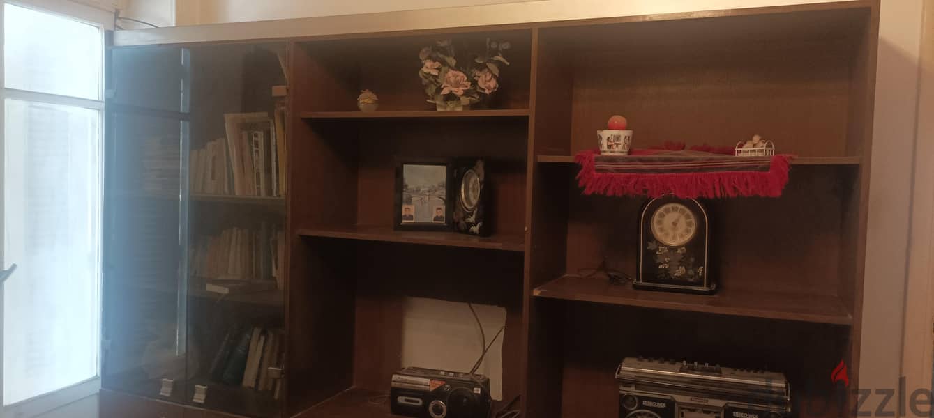 Brown bookcase 1