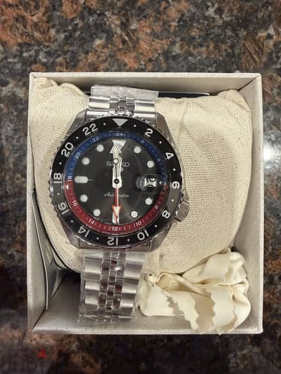 Seiko 5 sports SSK019 GMT جديده متبرشمه