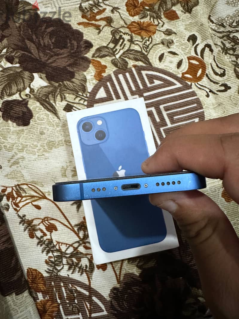 Apple - iPhone 13 4