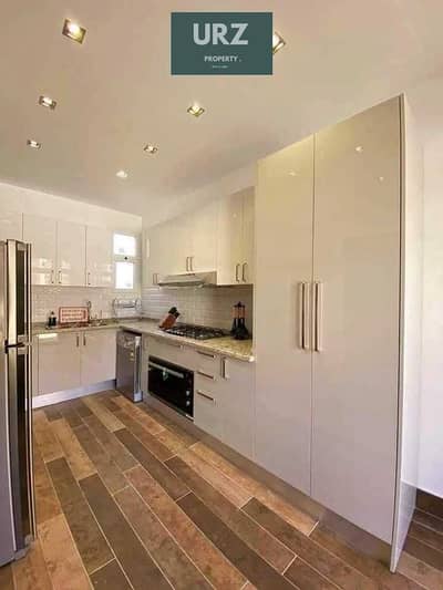 Smart investment near Cairo Airport. Fully finished apartment with ACs & kitchen in Sheraton, close to Al Rehab, Swan Lake & Marriott. Strong rental i
