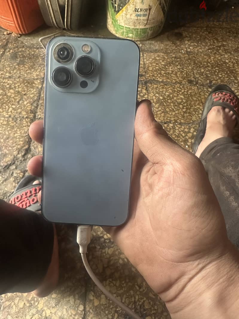 Apple - iPhone 13 Pro 1
