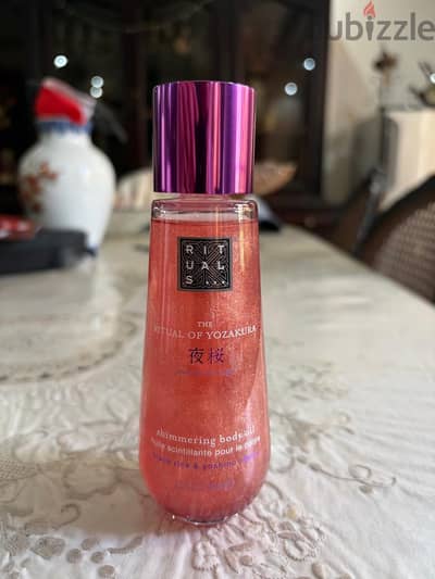 The Ritual of Yozakura Shimmering Body Oil 100 ml