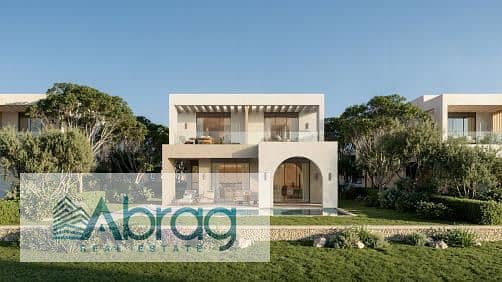 For sale, an independent villa with a lagoon view, finished and on installment in the finest resorts of the North Coast