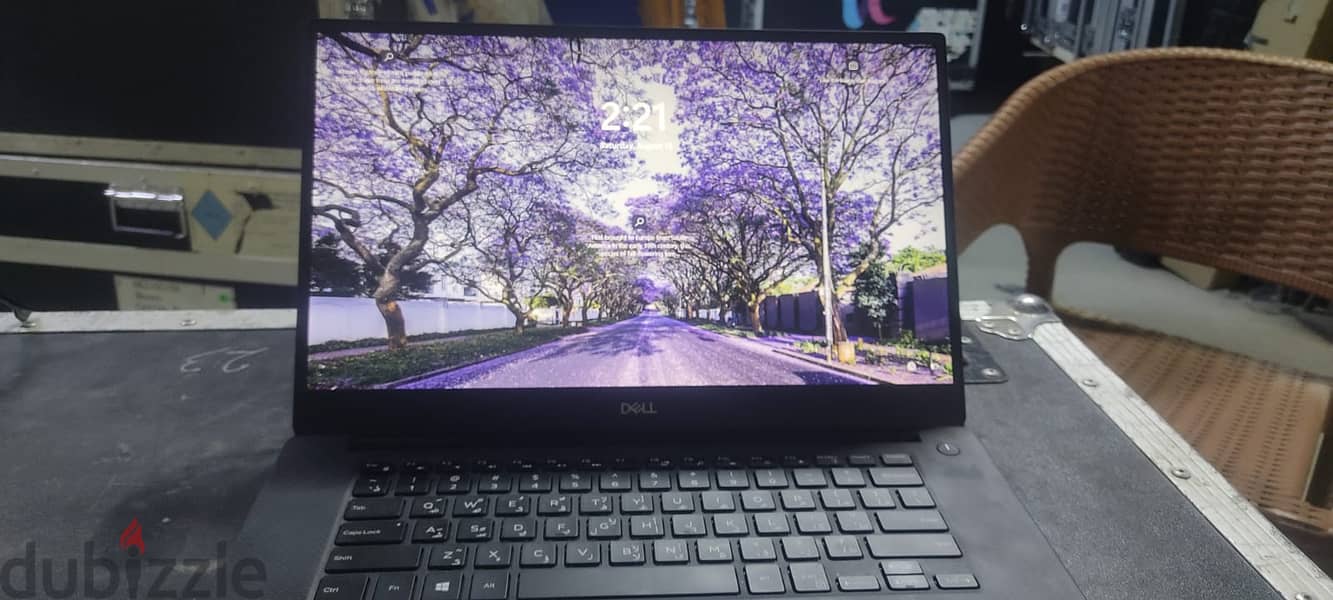Dell Precision 5540 Workstation 1