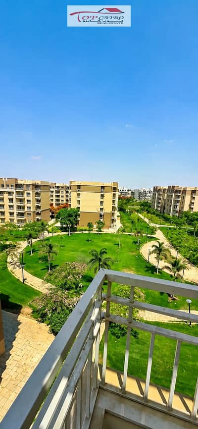 شقة مميزة للبيع فى مدينتى B11 دور خامس