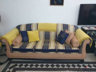 كنبة للبيع مفكو حلوان