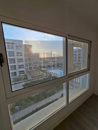 شقة 3نوم نص مفروش  للإيجار ميفيدا بلو فيوزالتجمع apartment rent mivida