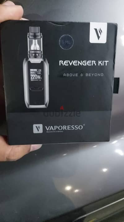 Vaporesso Revenger Kit 220W - حالة ممتازة بكل الملحقات والعلبة