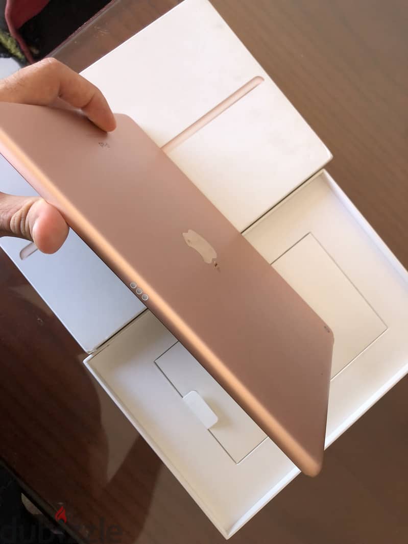 iPad 8 2