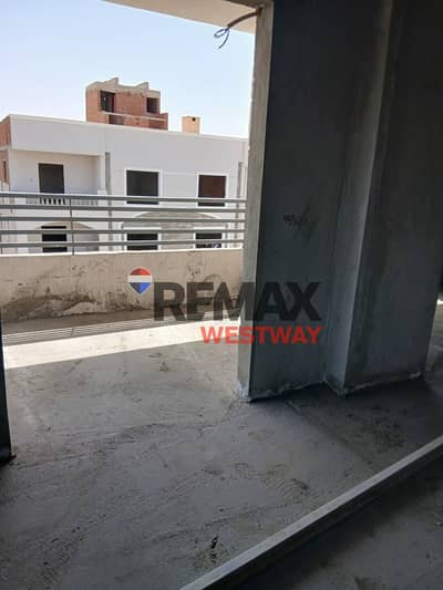 Apartment for sale 210 sqm-in Al-Kanaria Compound, next to Al-Khamayel Compound and opposite Royal City Compound.