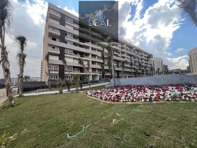 كمبوند ساكن وعايش بجوار الجامعة البريطانية | شقة 4 غرف في واحد من أقوى مواقع العاصمة الإدارية