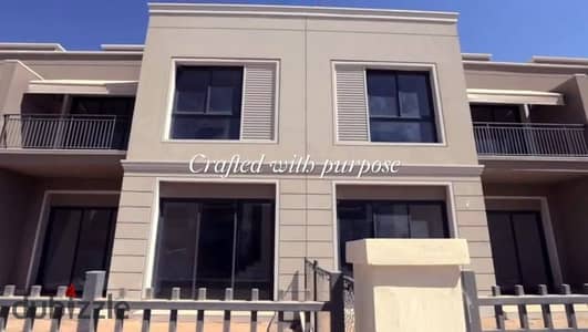 تاون هاوس متشطب بالكامل فى "بيل فى" من إعمار فى قلب نيو زايد بجانب سوديك Belle Vie Emaar