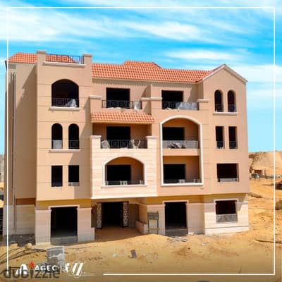 للبيع شقه ومعاها روف لقطه وبسعر لقطه تقسيط على 8 سنوات